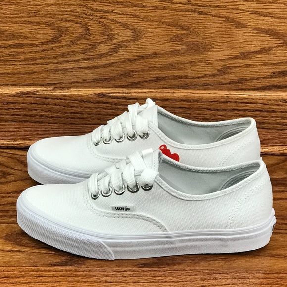 vans oversized lace authentic